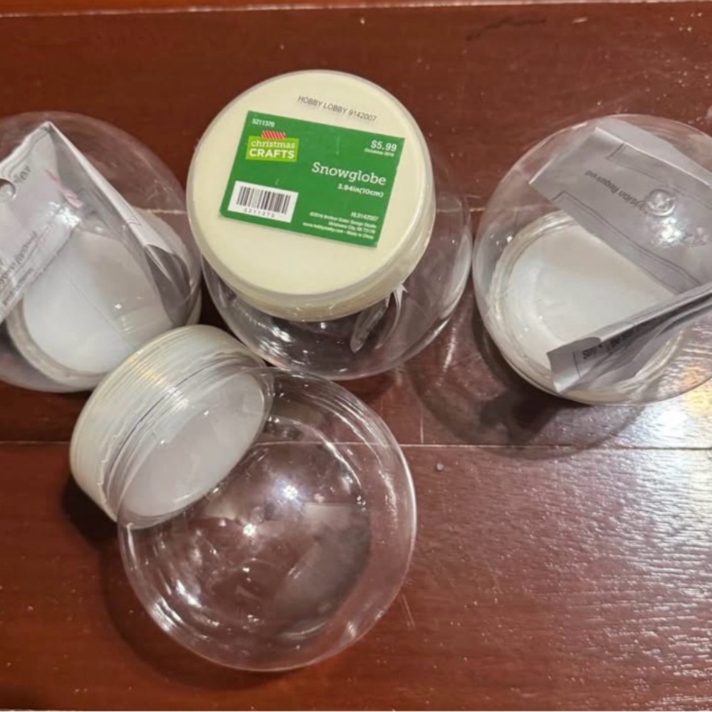 Clear Plastic Snow Globe Craft Set